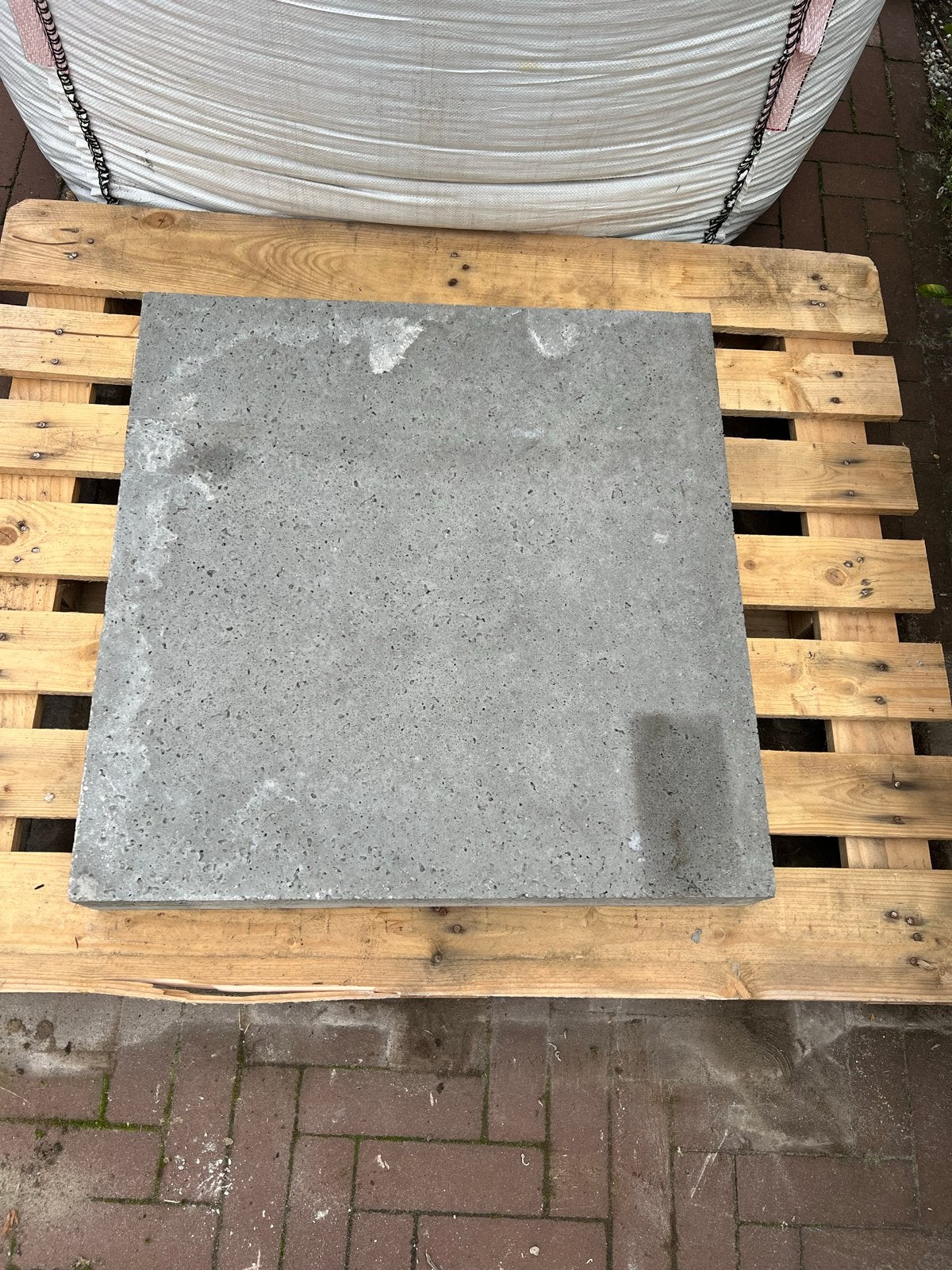 Gratis Schellevis | Oud Hollandse tegel grijs 69x70x10 cm, Tuin en Terras, Ophalen, Nieuw, Minder dan 5 m², Beton
