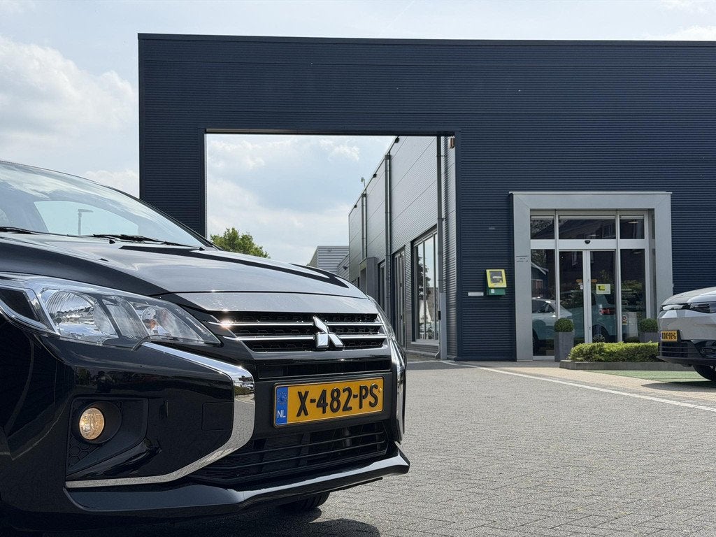 Mitsubishi Space Star Dynamic 1.2 70PK Achteruitrijcamera, C, Voorwielaandrijving, 12 maanden, Stof, Gebruikt