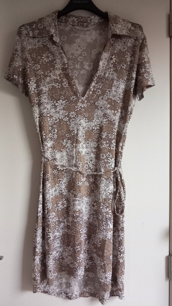 Elegante wit/beige gebloemde jurk Atmos Fashion-L/40, Maat 38/40 (M), Atmosphere, Verzenden, Wit