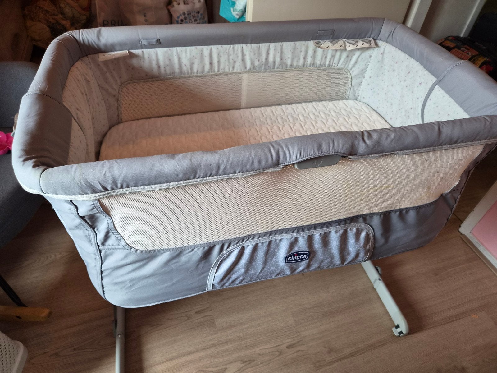 Chicco Next2Me Dream Co-sleeper met accessoires, Kinderen en Baby's, Babywiegjes en Ledikanten, Ophalen, Gebruikt, Wieg