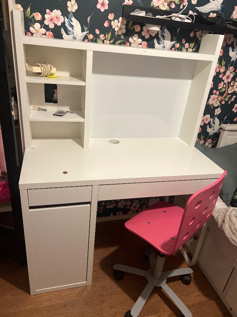 IKEA bureau wit met stoel, Kinderen en Baby's, Kinderkamer | Overige Meubels, Ophalen, Gebruikt, Tafel