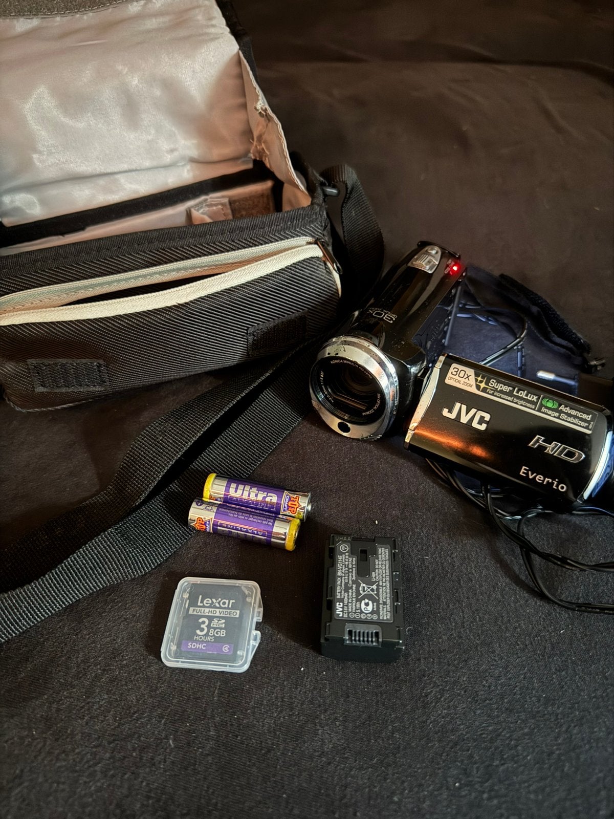 JVC Video camera HD, Ophalen, Zo goed als nieuw, JVC, 20x of meer