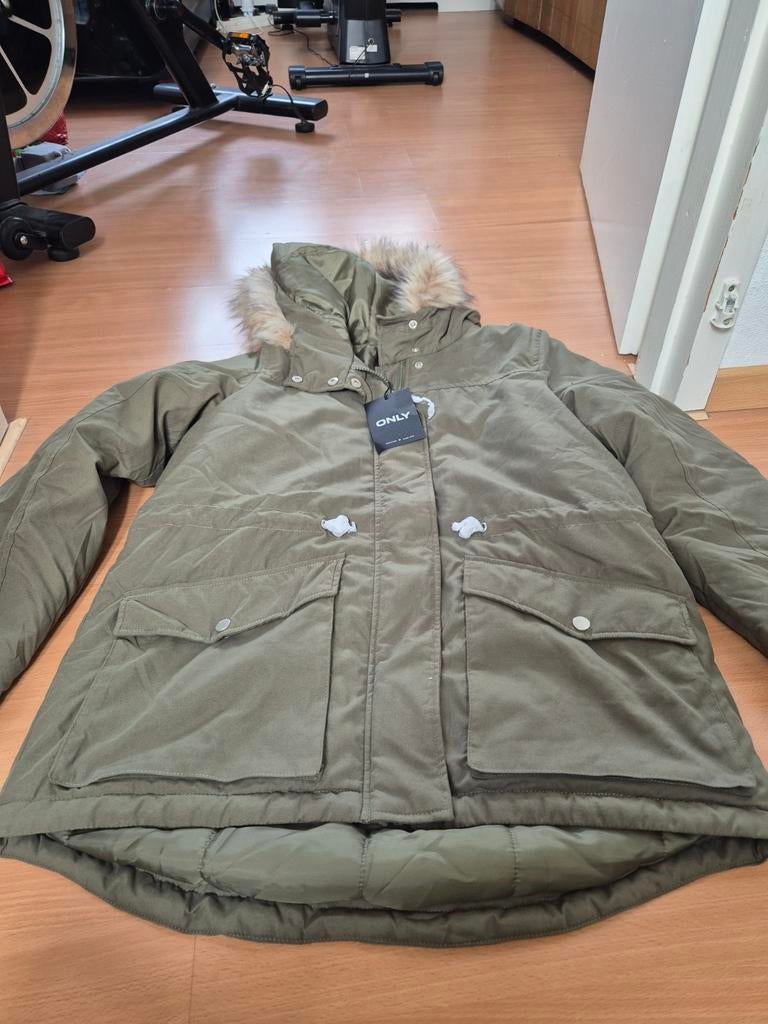 Nieuwe Only winterjas met bontkraag s, Only, Nieuw, Ophalen of Verzenden, Maat 36 (S)