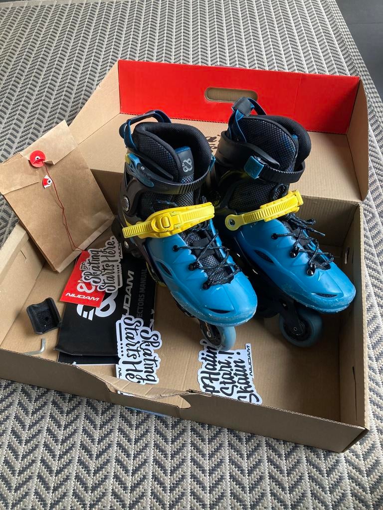 Nijdam skeelers hardboot verstelbaar zwart/blauw 37-40, Sport en Fitness, Skeelers, Ophalen of Verzenden, Verstelbaar, Zo goed als nieuw