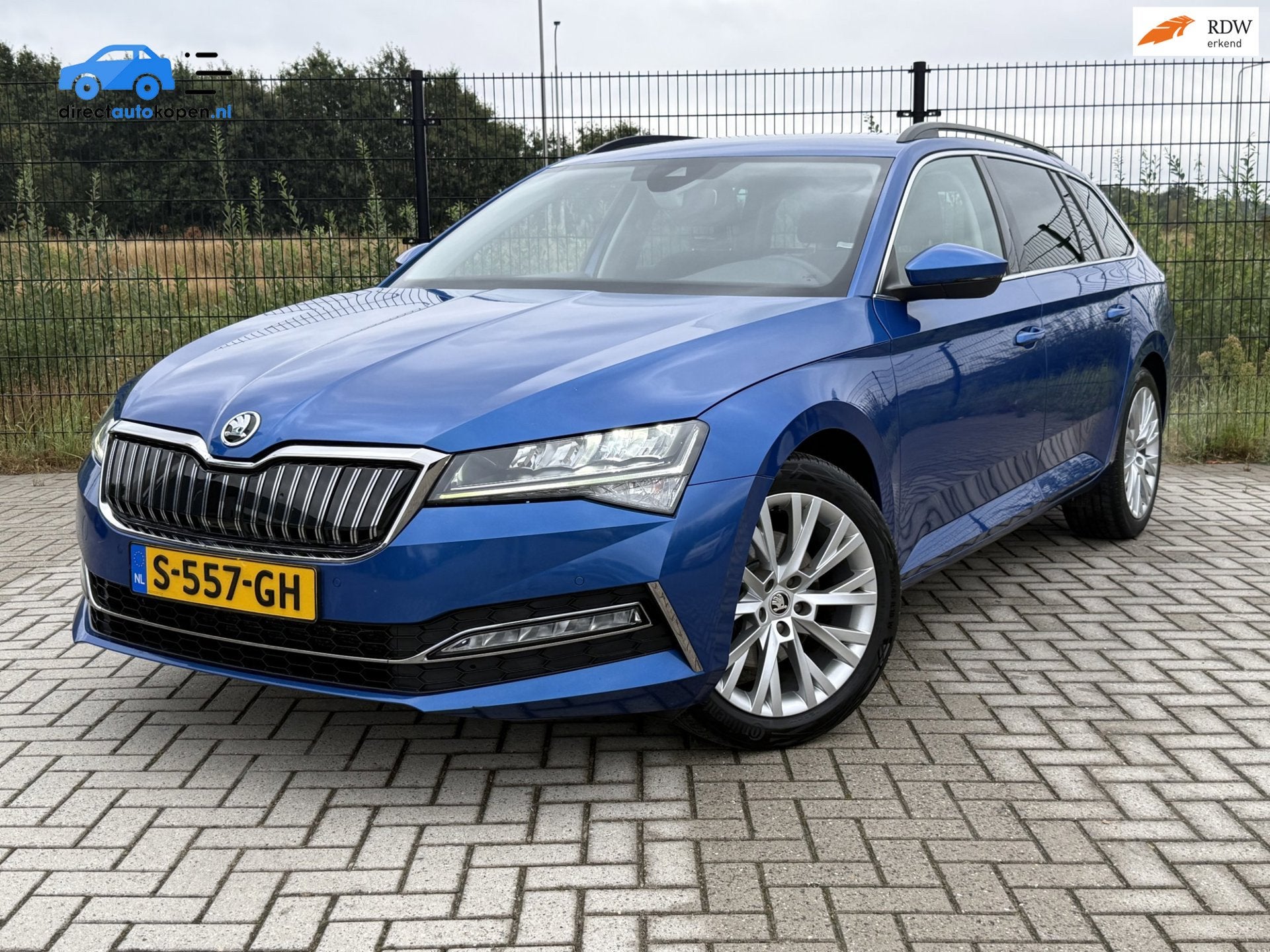 Skoda Superb Combi 1.4 TSI iV Business Edition | Camera | PD, Stof, Gebruikt, Blauw, Plug-in hybride