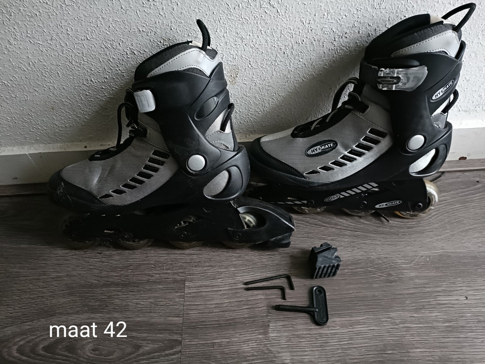 Inline skates Hy Skate maat 42 met bescherming, Overige merken, Gebruikt, Heren, Ophalen of Verzenden