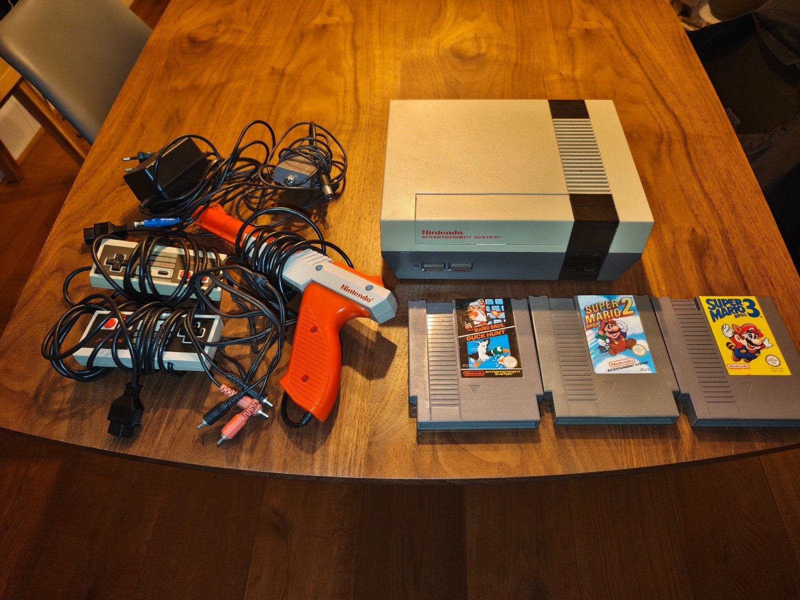 Complete NES Classic met games en accessoires, Ophalen of Verzenden, Gebruikt, Met 2 controllers, Met games