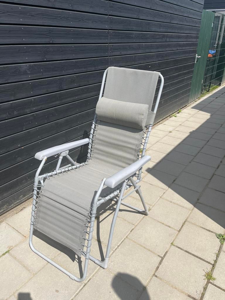 Verstelbare ligstoel 2 stuks, Ophalen, Gebruikt