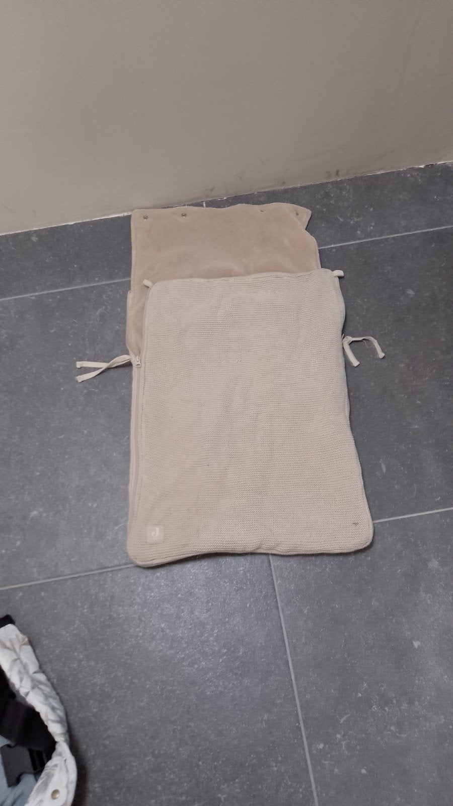 Warme voetenzak voor Maxi-Cosi - Beige, Wasbaar, Ophalen of Verzenden, Zo goed als nieuw, Voetenzak