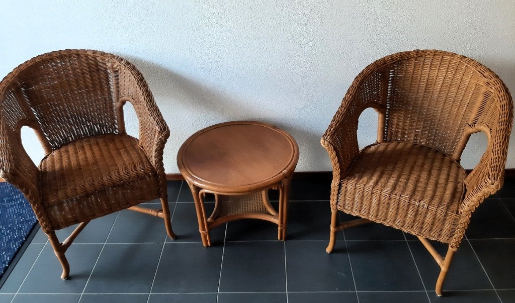 Rotan set van 2 stoeltjes met tafel., Ophalen, Gebruikt, Twee, Bruin