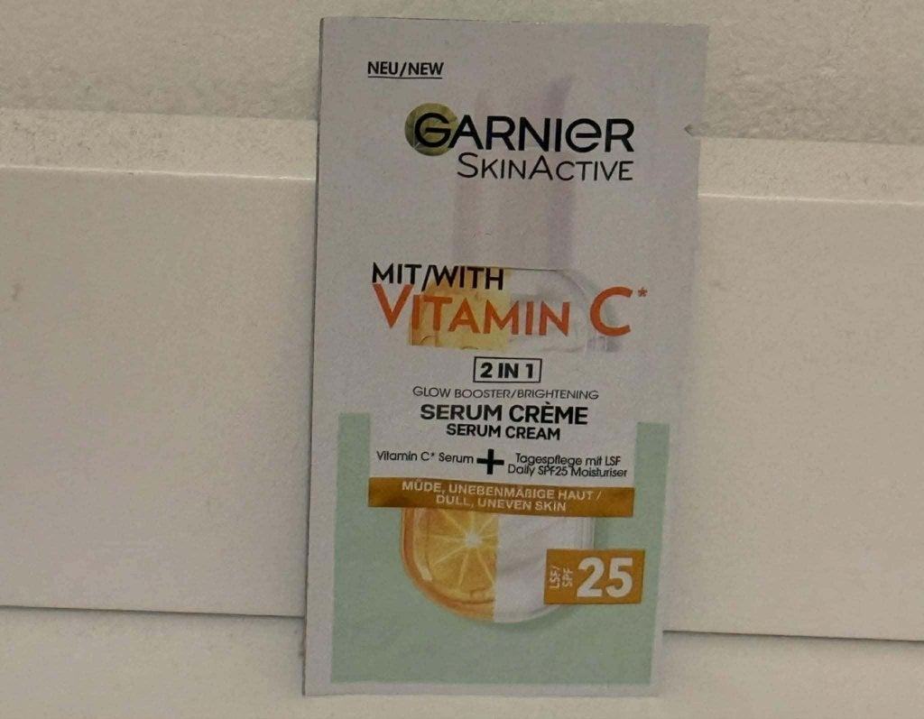 Serum creme viatmin 2 in 1, Ophalen, Nieuw, Gehele gezicht