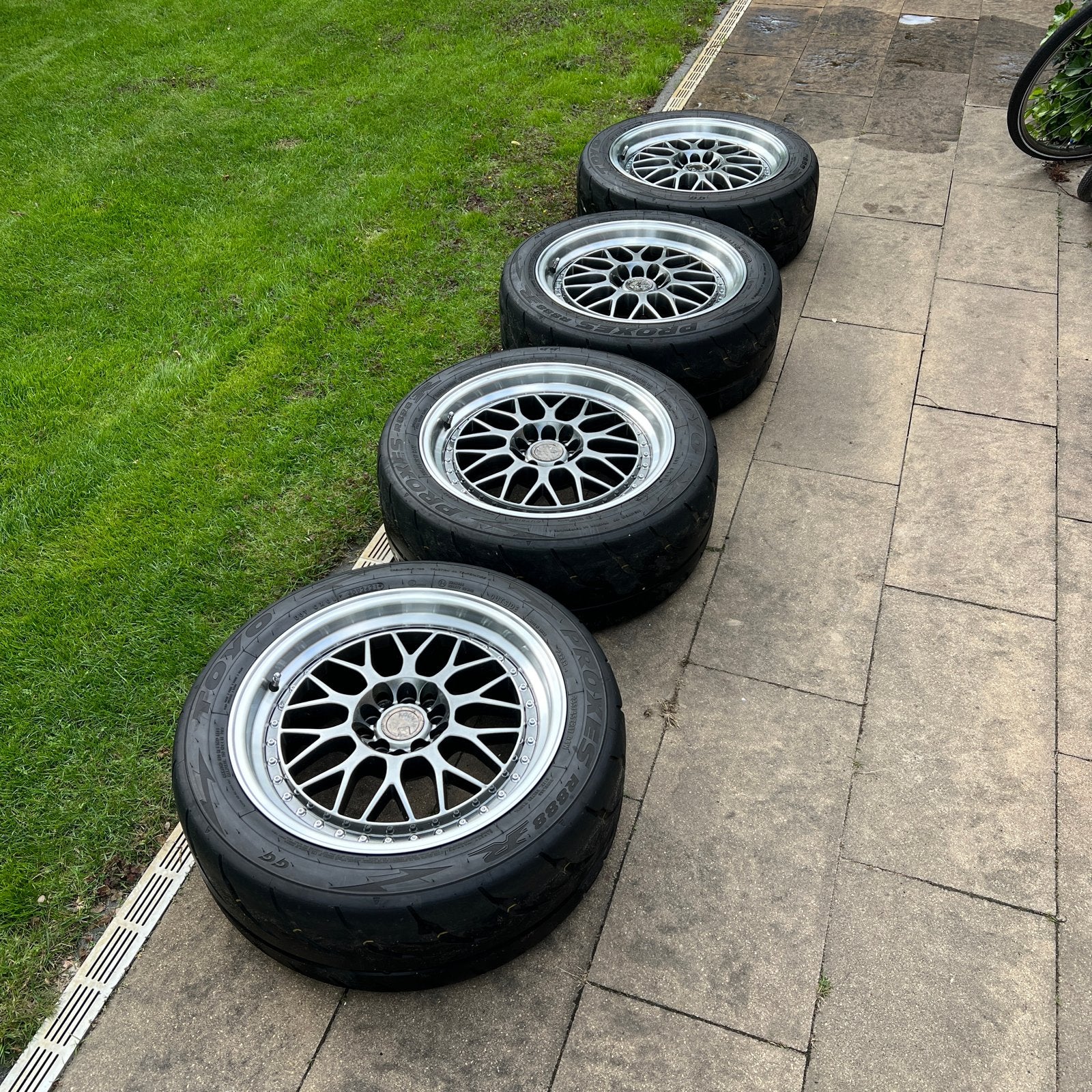 Aodhan AH02 (BBS E88 replica) velgen met Toyo R888R banden, Ophalen, Gebruikt