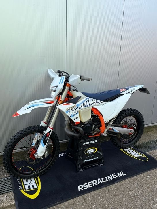 KTM 250 EXC SIX DAYS (bj 2023) 55 hrs, Motoren, KTM, Motorrijbewijs A, Bedrijf, Onbekend