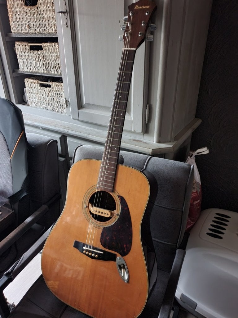 Ibanez Western gitaar met element, Muziek en Instrumenten, Ophalen of Verzenden, Gebruikt, Western- of Steelstringgitaar