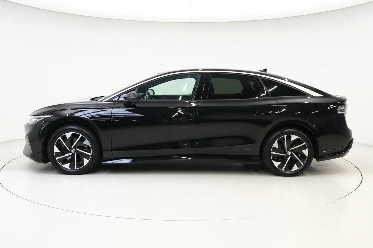 Volkswagen ID.7 Pro Business 77 kWh|Full options|LED Matrix|, Auto's, Automaat, Dealer onderhouden, Gebruikt, Zwart