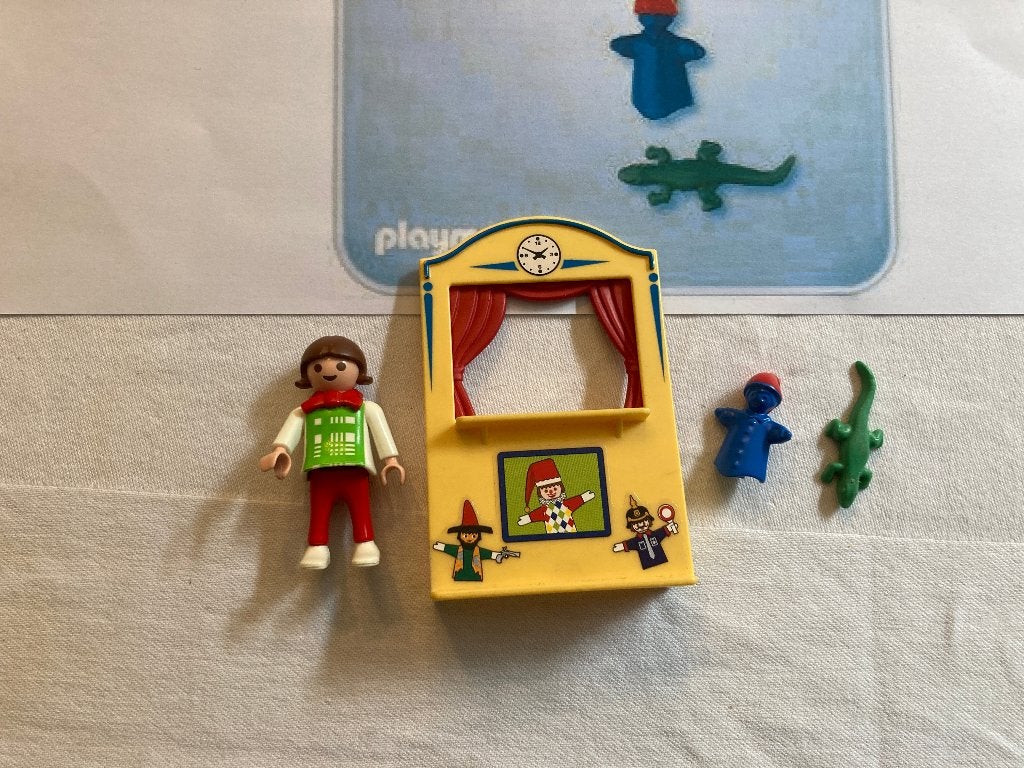 Playmobil poppenkast set meisje 4664 compleet als nieuw!, Complete set, Ophalen of Verzenden, Zo goed als nieuw, Figuren