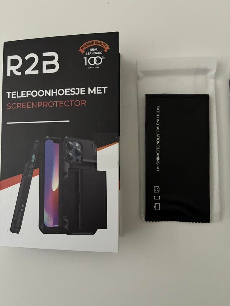 R2B Hoesje met Pasjeshouder voor iPhone 11 - 4 Pasjes, Ophalen of Verzenden, Zo goed als nieuw
