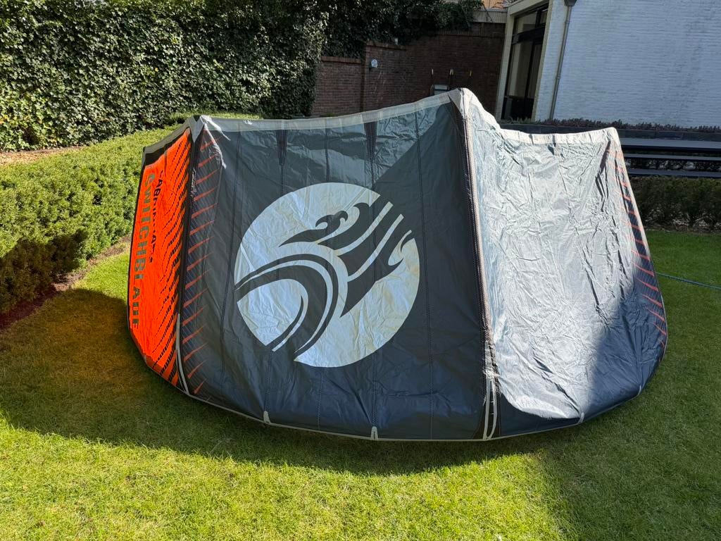 Cabrinha Switchblade 7m: Uitstekende staat en incl tas, Geen board, Ophalen of Verzenden, Zo goed als nieuw, Kite