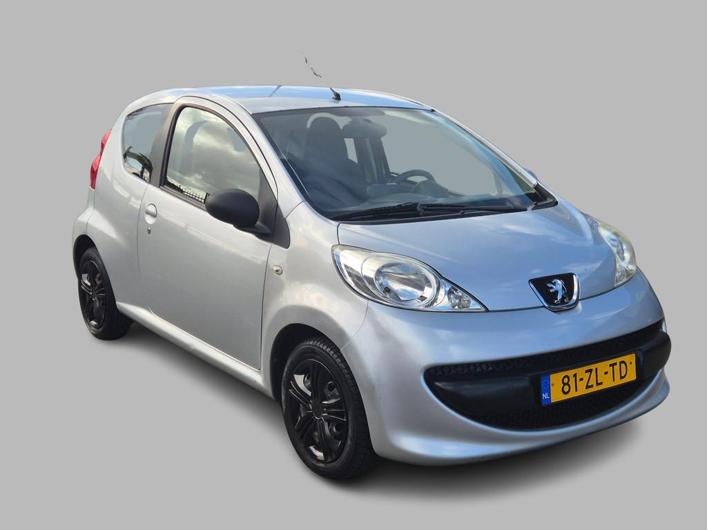 Peugeot 107 1.0-12V XS Airco, Navi, NAP, Voorwielaandrijving, Stof, Gebruikt, 4 stoelen