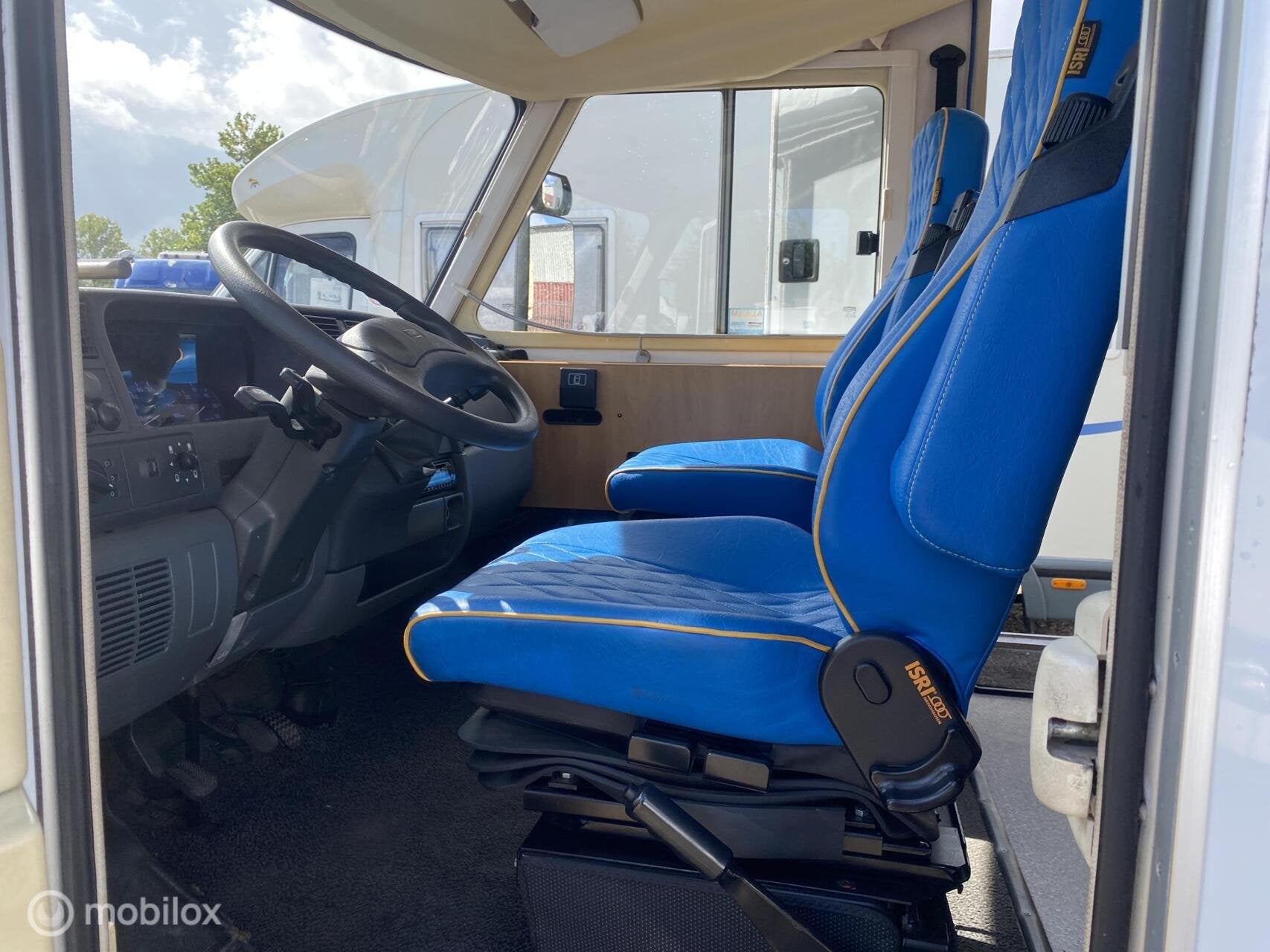 Hymer B 524, Bedrijf, Tot en met 3, Hymer, Omvormer