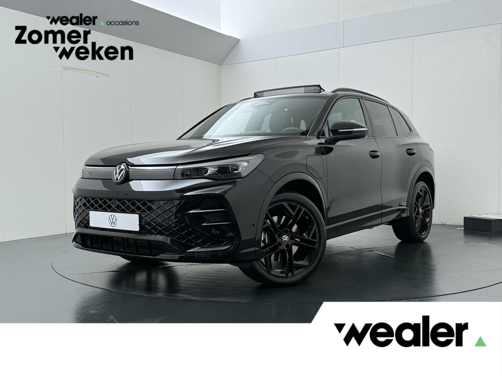 Volkswagen Tiguan 1.5 eHybrid R-Line Edition | 272 PK | SoH, 12 maanden, 4 cilinders, 150 min, Zwart