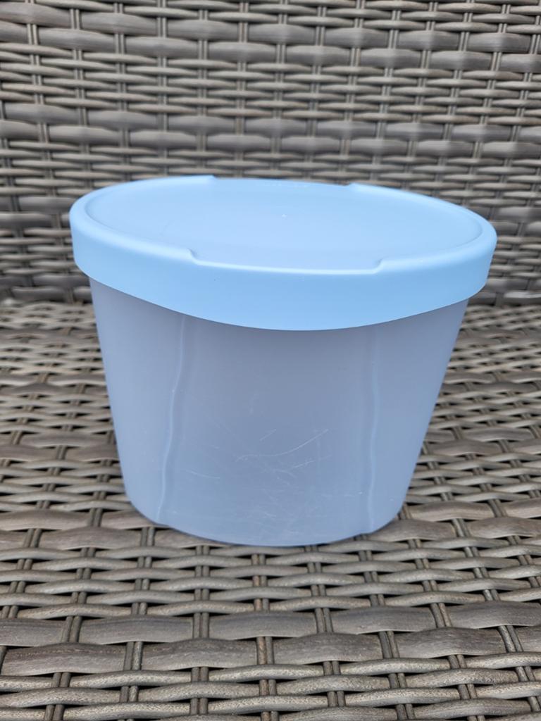 Tupperware voorraad bus 1,9L - Lichtblauw, Ophalen of Verzenden, Gebruikt, Blauw, Bak of Kom