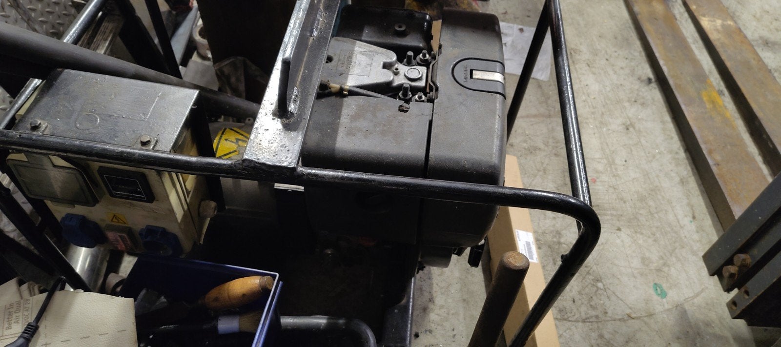 hatz generator Europower handgestart, Ophalen