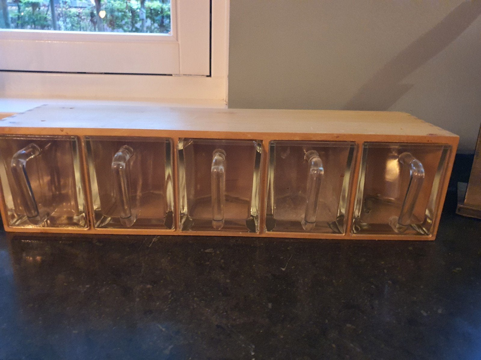 IKEA Keukenrek met 5 glazen potten, Huis en Inrichting, Keuken | Keukenbenodigdheden, Ophalen, Hout, IKEA, Bruin