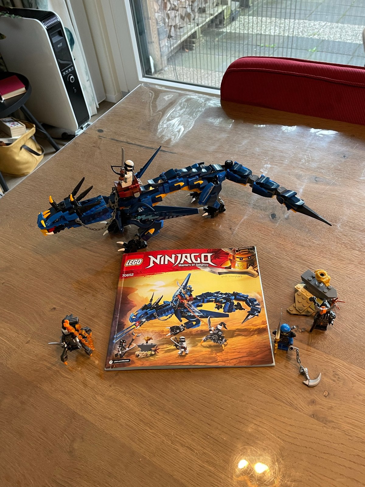 Foto 3 van LEGO Ninjago Jay's Bliksemdraak 70652 met minifiguren