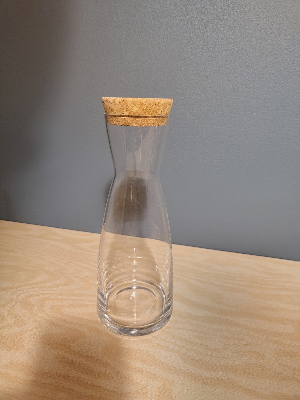IKEA carafe, Ophalen