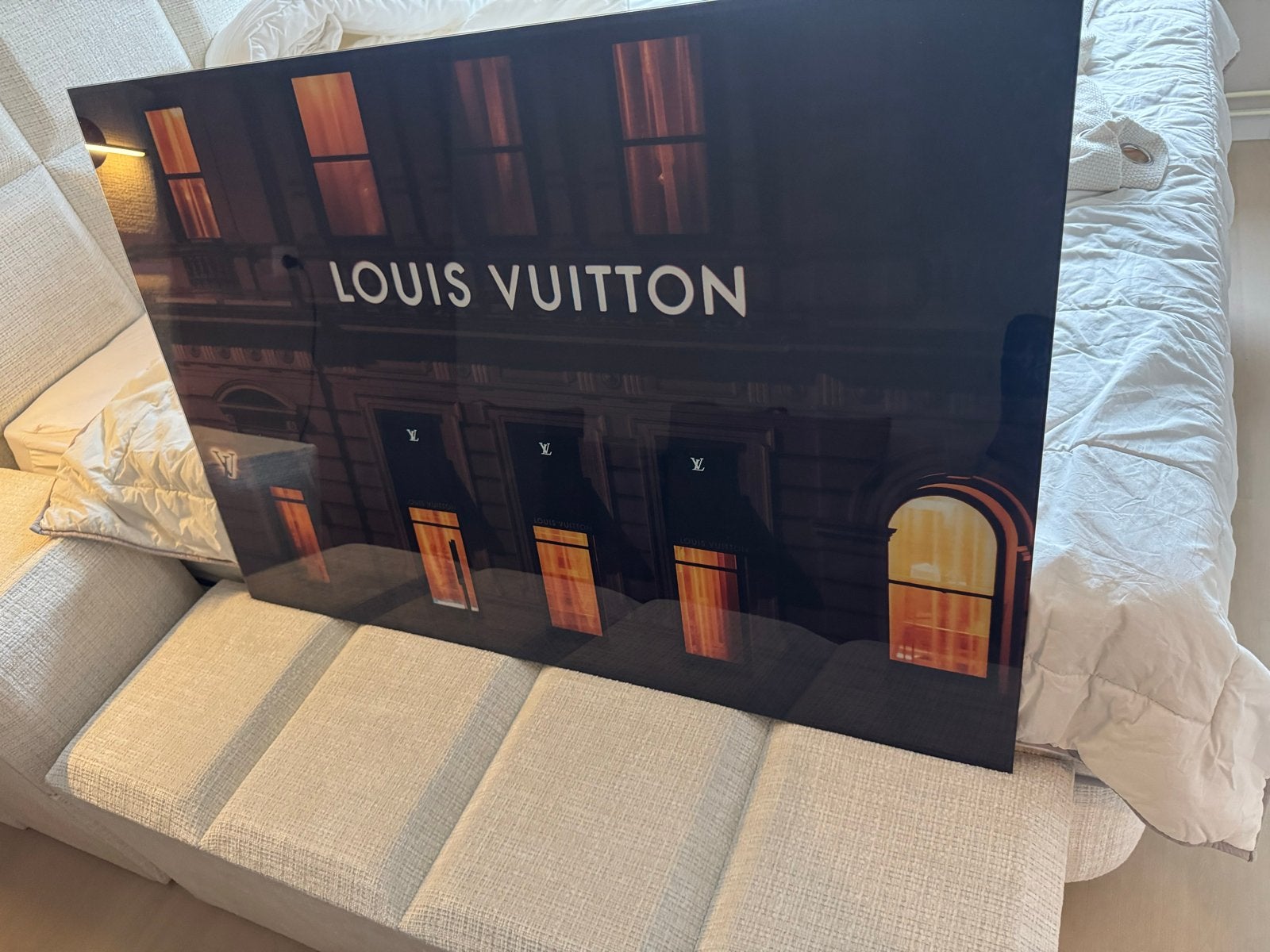Louis Vuitton winkelpand schilderij op glas, Ophalen of Verzenden, Glas, Print, Stadsgezicht