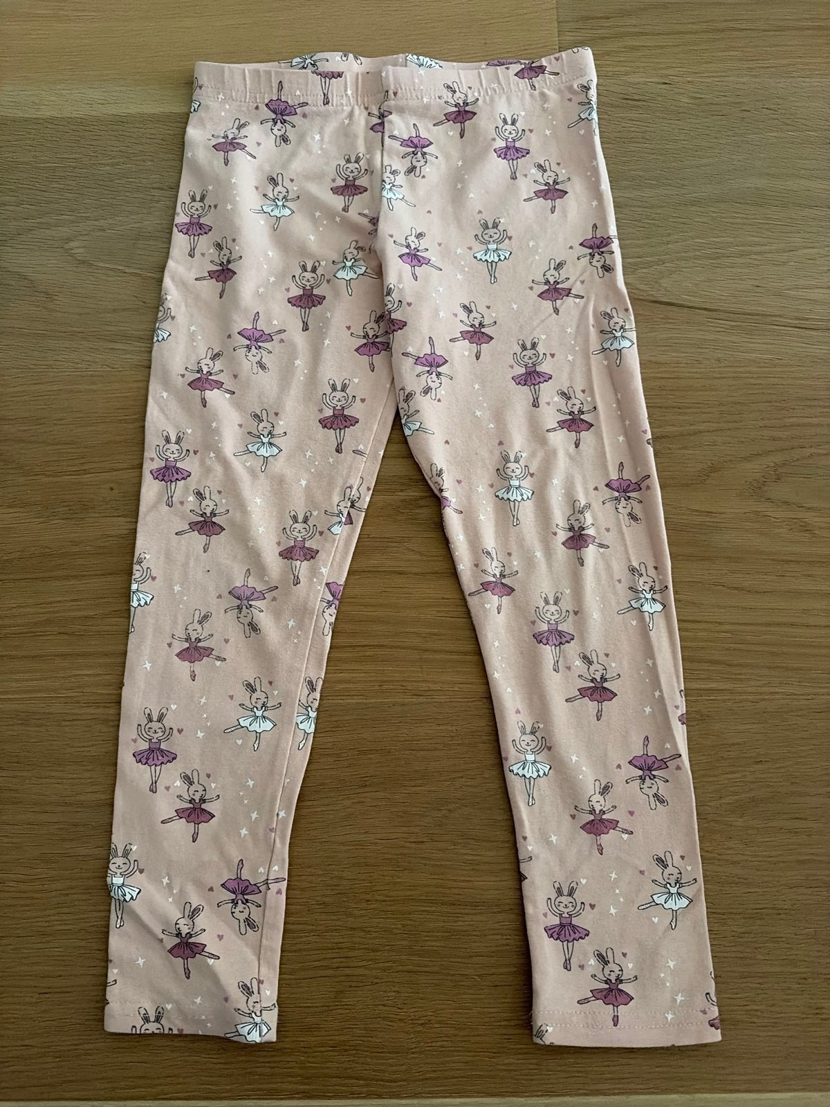 Roze legging met ballet konijntjes - Primark 116 cm, Kinderen en Baby's, Ophalen of Verzenden, Gebruikt, Meisje