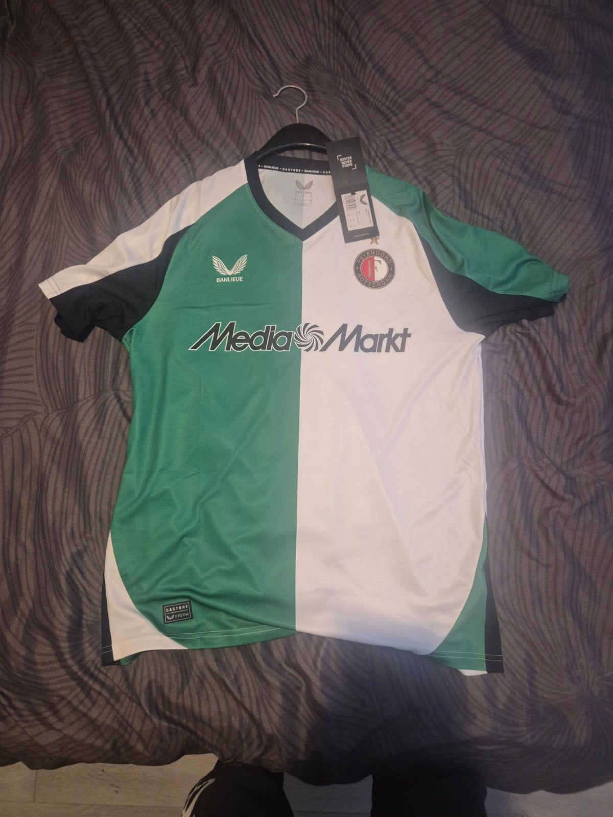 Feyenoord uitshirt 2023/2024 - Maat l nieuw met prijskaartje, Maat 52/54 (L), Nieuw, Ophalen of Verzenden, Voetbal