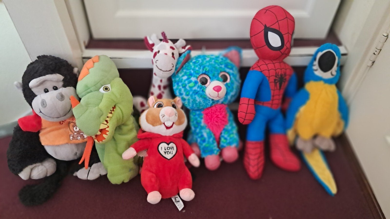 Grote collectie knuffels: Spiderman, Dinosaurus, Aap en meer, Gebruikt, Overige merken, Overige karakters, Zwart