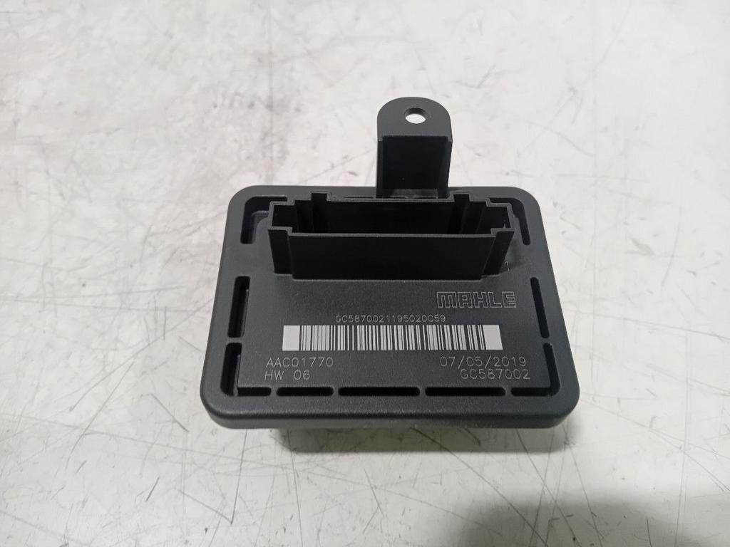 Kachelweerstand Opel Corsa, Onderdelen@venauto.nl, Van der Ven Autorecycling B.V., Gebruikt, Ettenseweg 76, 4706 PB Roosendaal, The Netherlands