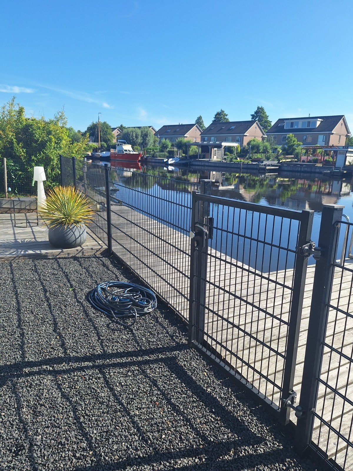 Dubbelstaafmat hekwerk zwart 15,8m met poort - extra hoog, Ophalen, Met poort, Dubbelstaafmat hekwerk, Zo goed als nieuw