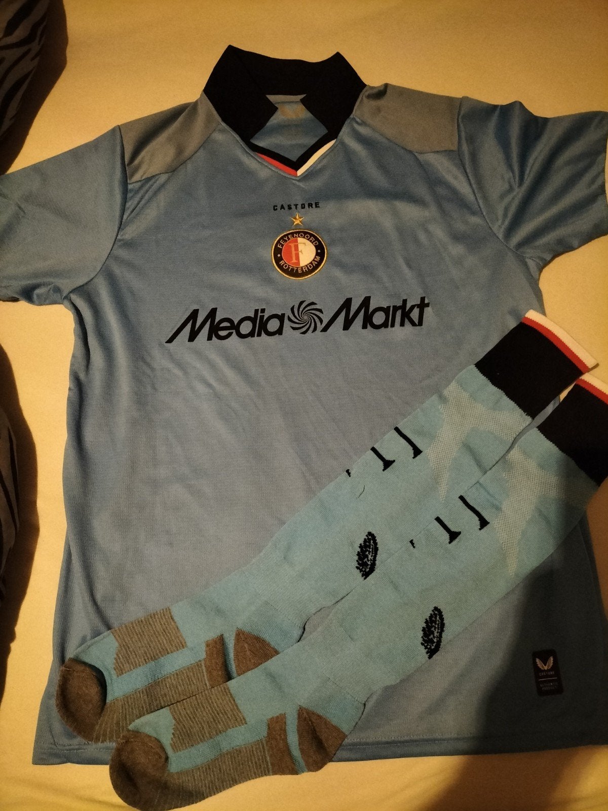 Feyenoord uitshirt + sokken 2026/2027 - Maat XL (valt klein), Maat XL, Ophalen of Verzenden, Zo goed als nieuw, Set