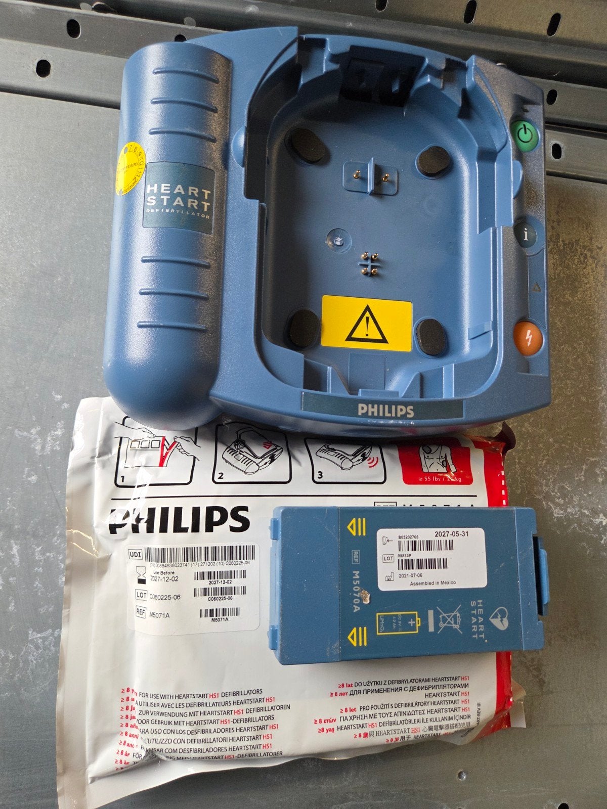 PHILIPS AED HS1 Defibrillator ehbo bhv ambulance reanimatie, Gebruikt, ., Overige typen, Ophalen of Verzenden