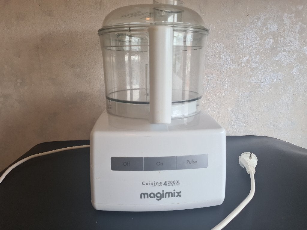 Keukenmachine Magimix 4200XL Complete set, Witgoed en Apparatuur, Keukenmixers, 4 liter of meer, 2 snelheden, Nieuw, Ophalen of Verzenden