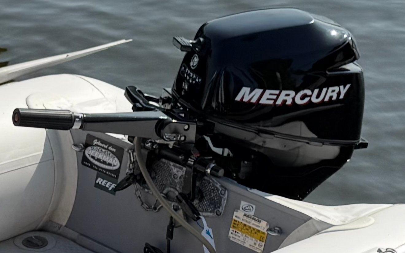 Mercury 9.9 pk viertakt korststaart groot onderhoud, Watersport en Boten, Ophalen, Zo goed als nieuw, Motor en Techniek