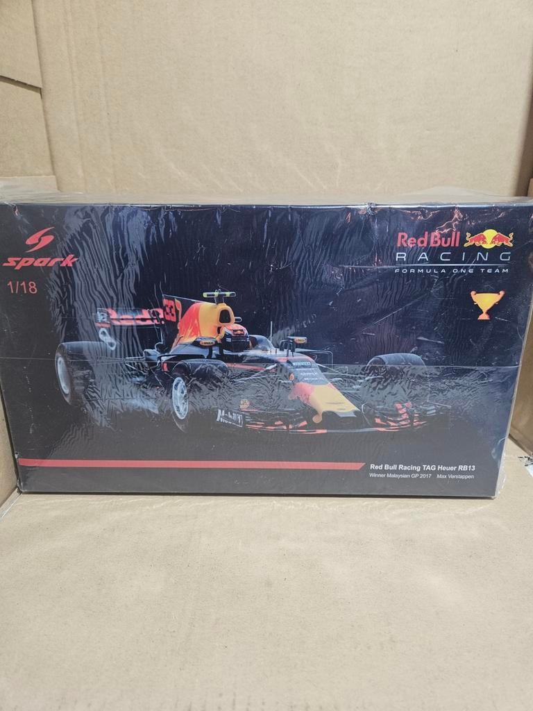 Max verstappen rb13 winner malaysian gp 2017 new spark 1:18, Hobby en Vrije tijd, Modelauto's | 1:18, Ophalen of Verzenden, Nieuw