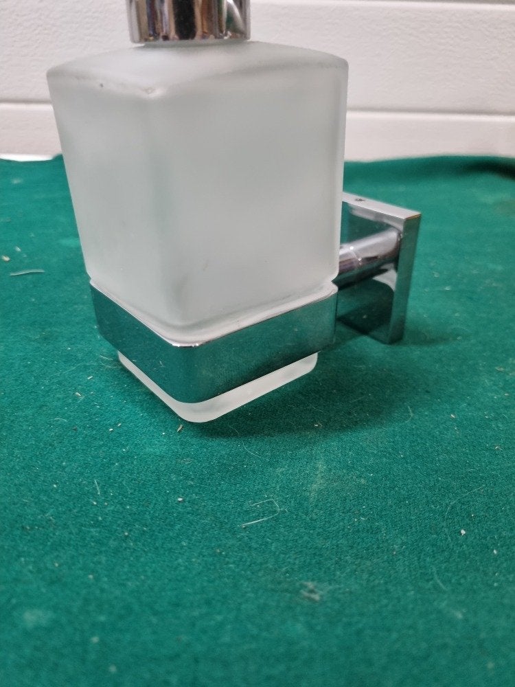 zeepdispenser voor aan de muur, Ophalen of Verzenden, 'T Olde Gre-j, Info@toldegrej.nl, Endepoelstraat 20f Didam