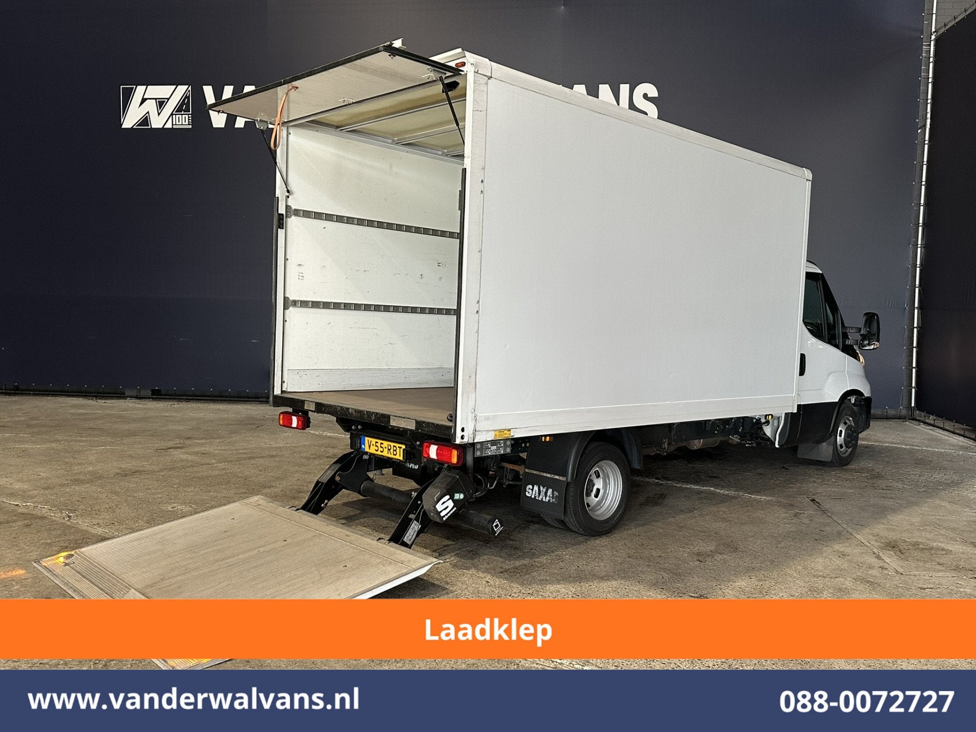 Iveco Daily 35C16H 157pk Bakwagen Laadklep Euro6 Dubbel Luch, Auto's, Dealer onderhouden, Gebruikt, Iveco, Wit
