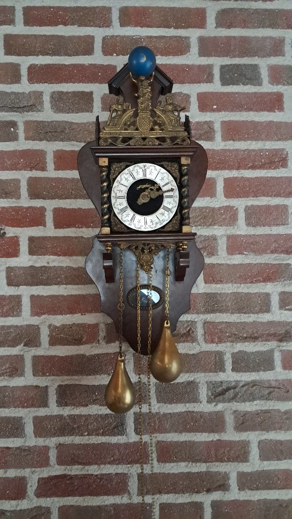 Klassieke en complete zaanse wandklok, Antiek en Kunst, Ophalen of Verzenden