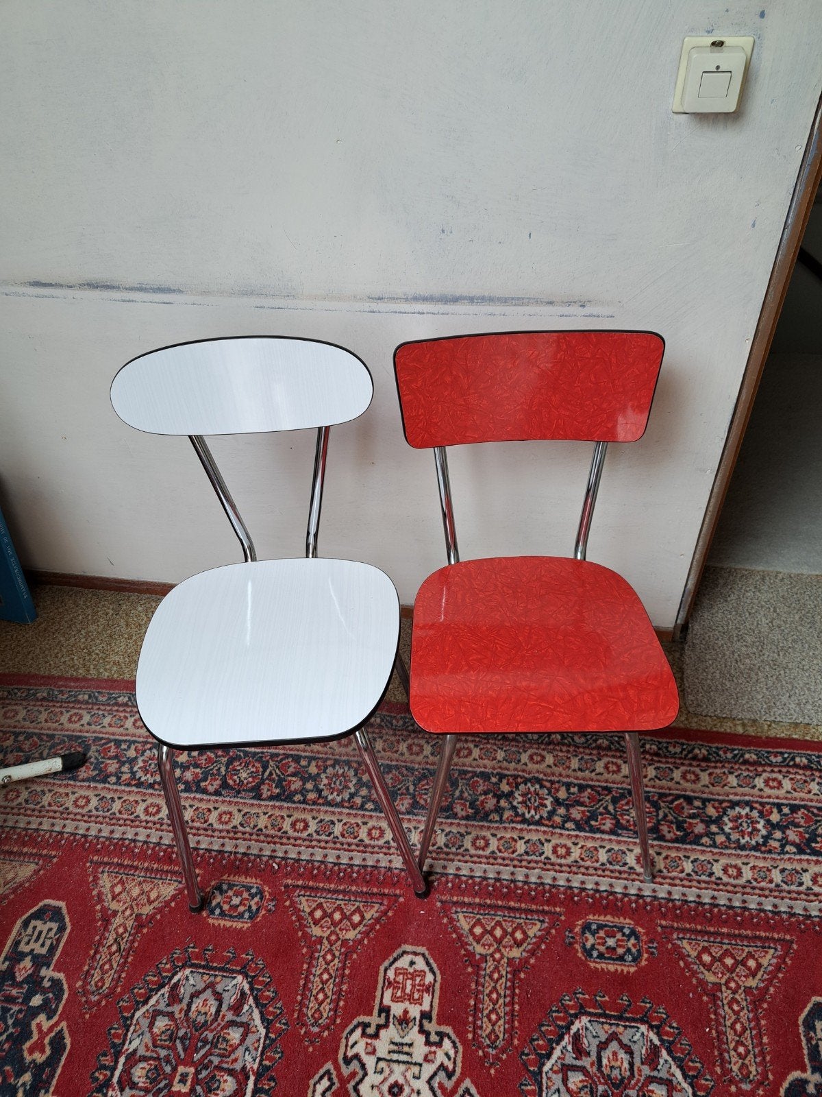 2 retro stoeltjes jaren 70, Ophalen