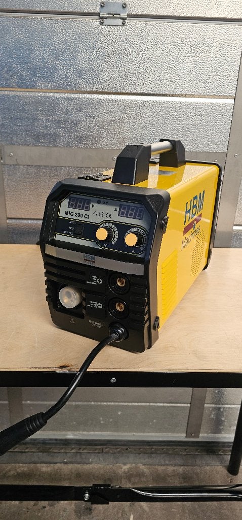 HBM 200 CI Mig IGBT inverter lasapparaat 200 ampere, Ophalen of Verzenden, Zo goed als nieuw, 150 tot 250 ampère, Inverter