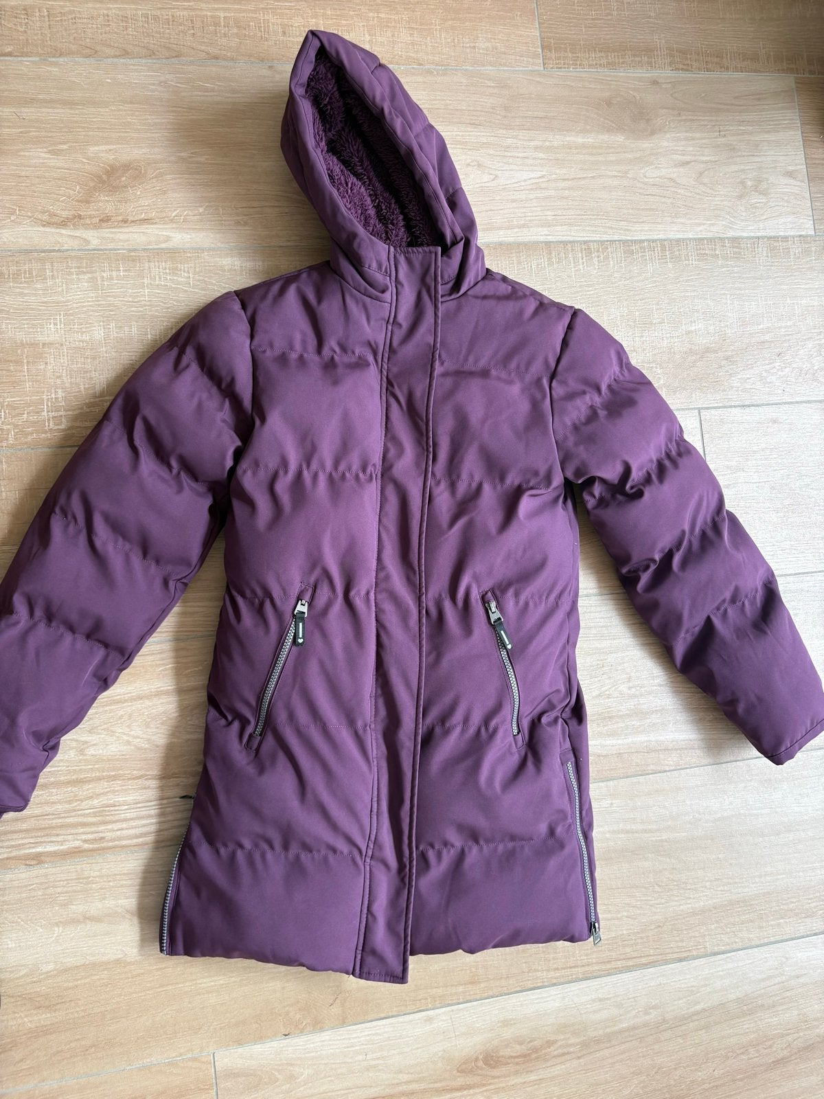 Winterjas en diverse kledingstukken voor meisjes, Ophalen of Verzenden, Nieuw, Meisje, Jas