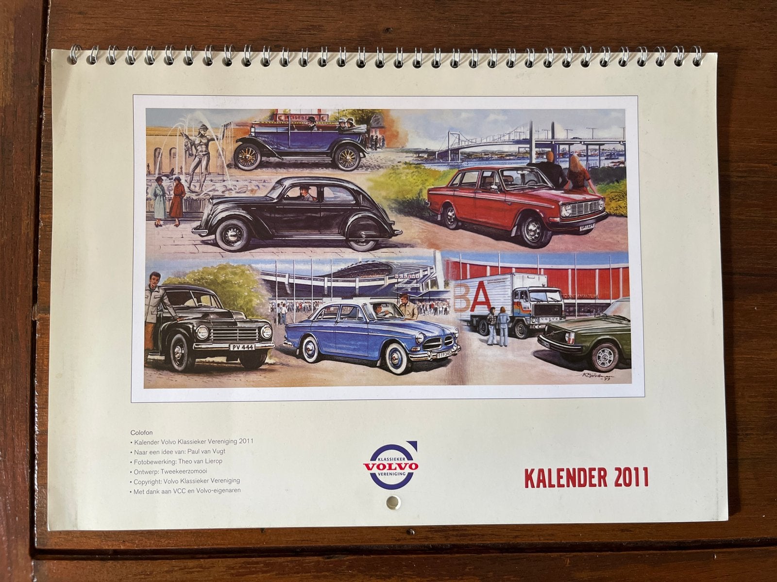 Volvo Klassieker Vereniging Kalender 2011 - Diverse Modellen, Ophalen of Verzenden, Maandkalender, Zo goed als nieuw