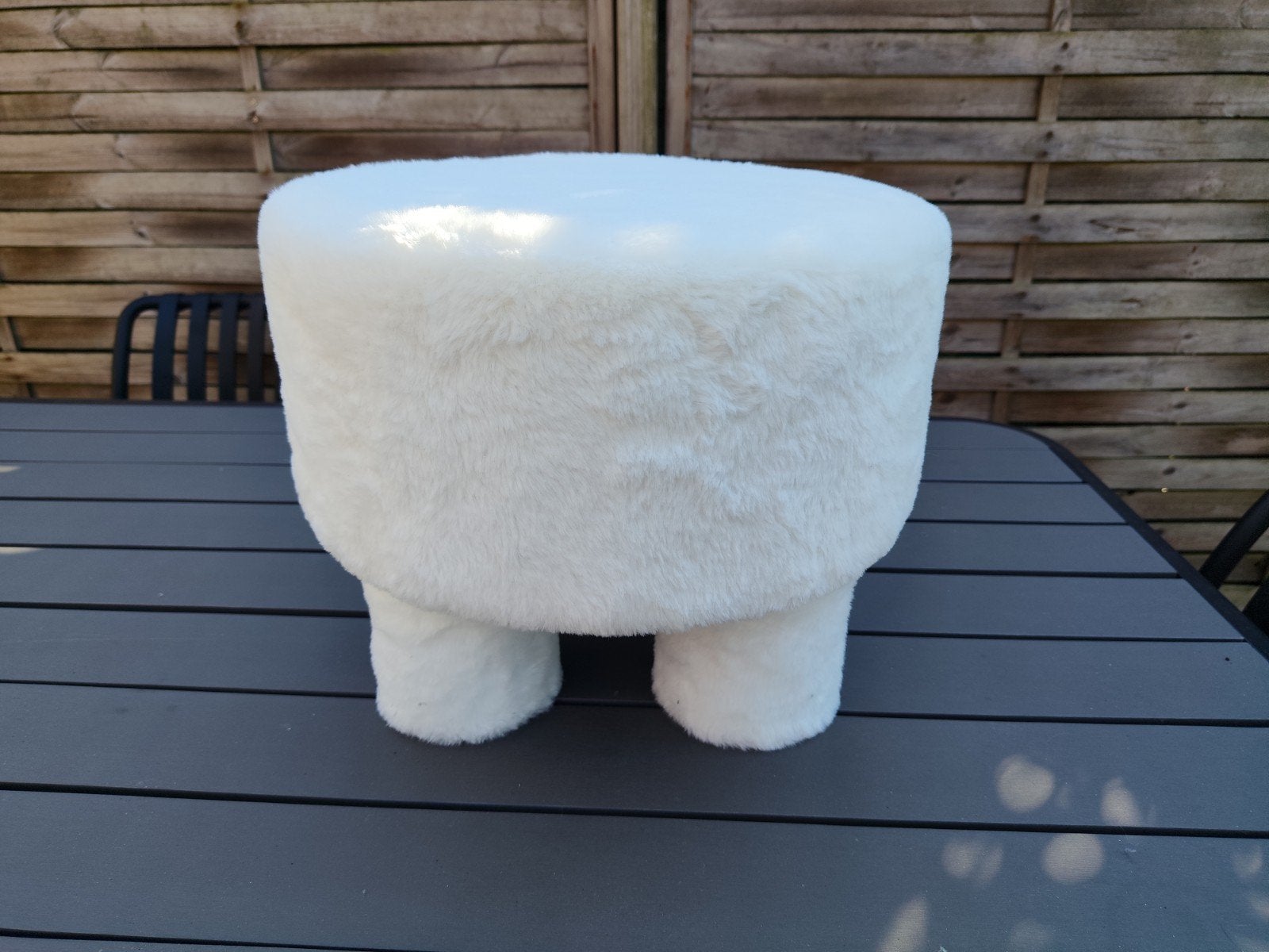 Wit pluche krukje van Action - 38x31 cm, Ophalen, Zo goed als nieuw, Overige materialen