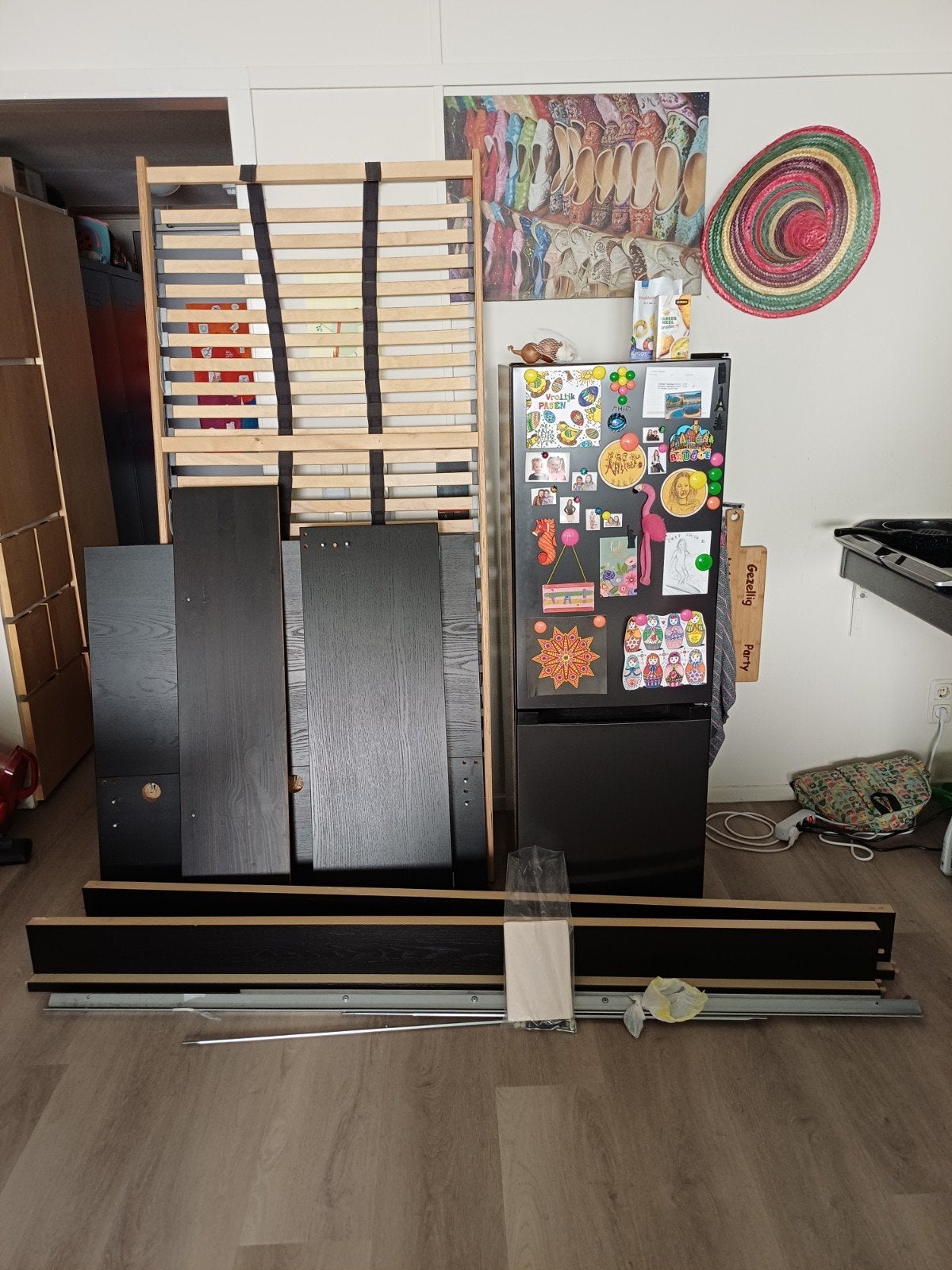 Ikea Malm zwart eenpersoonsbed 90200 inc.Lönset lattenbodem, Huis en Inrichting, Slaapkamer | Bedden, Ophalen, 90 cm, Eenpersoons